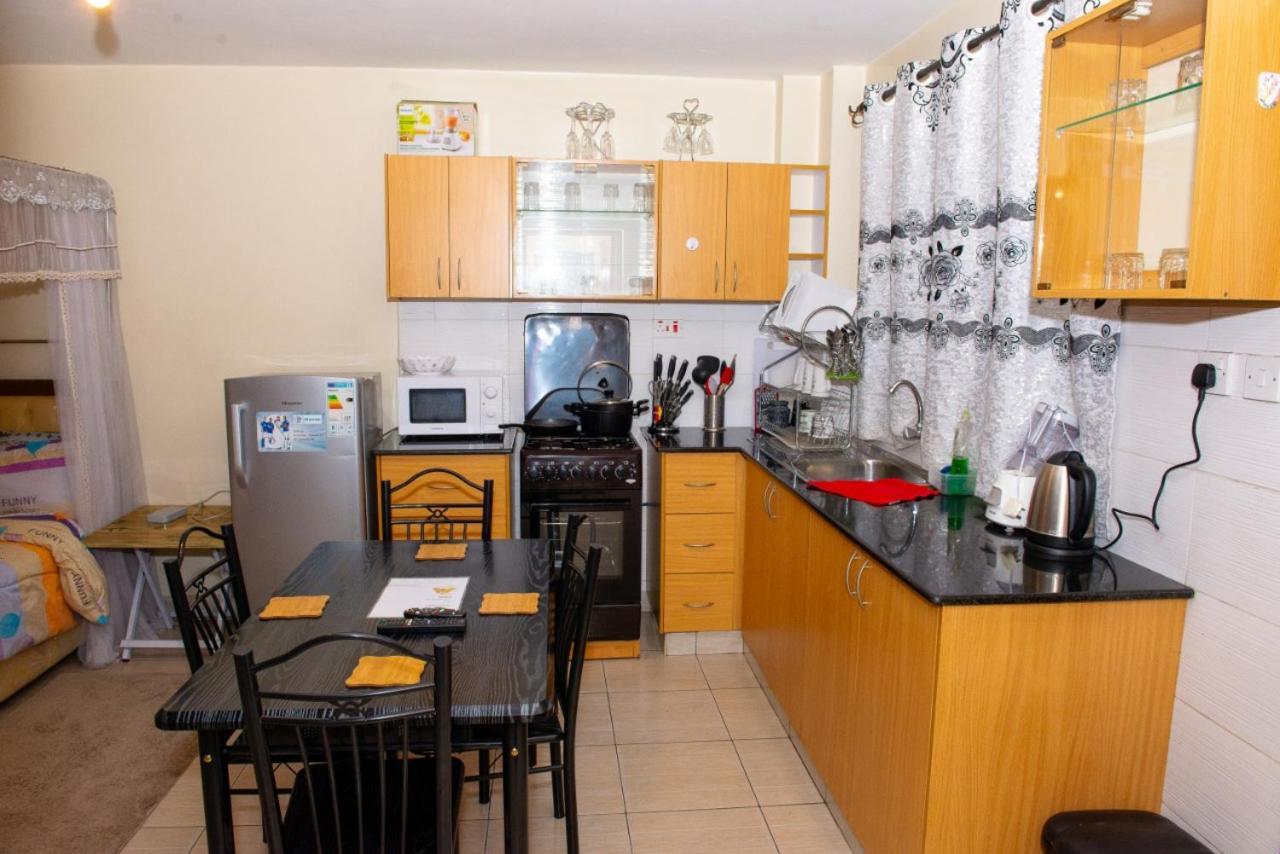 Mercy-Phillips Apartments Located At Eagle Tower Building Nairobi City Centre エクステリア 写真