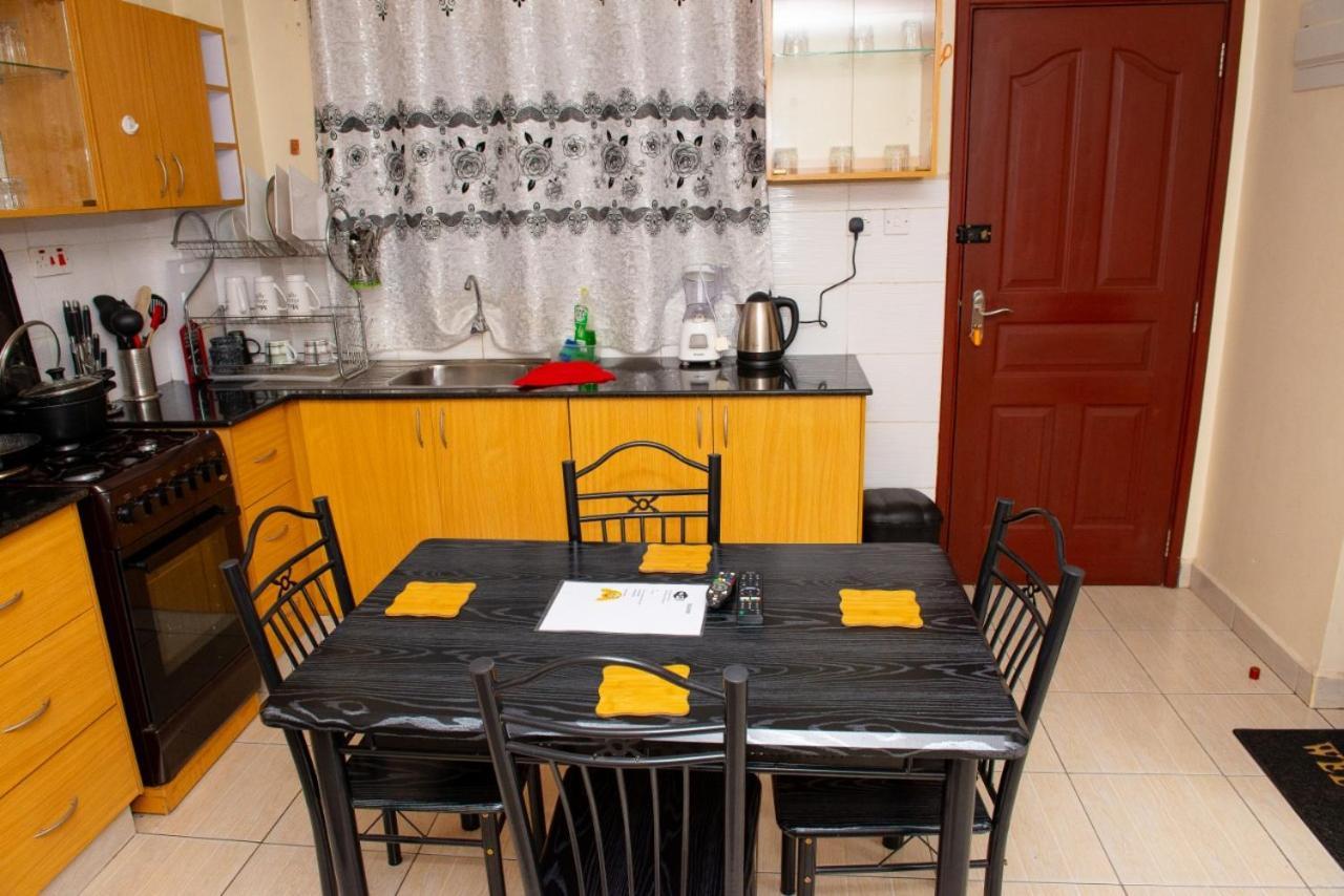 Mercy-Phillips Apartments Located At Eagle Tower Building Nairobi City Centre エクステリア 写真