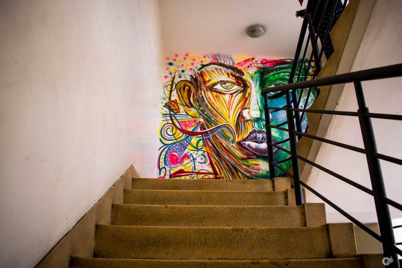 Mercy-Phillips Apartments Located At Eagle Tower Building Nairobi City Centre エクステリア 写真