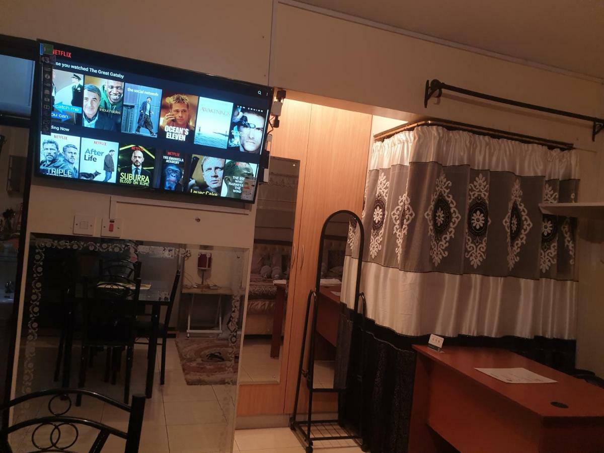 Mercy-Phillips Apartments Located At Eagle Tower Building Nairobi City Centre エクステリア 写真