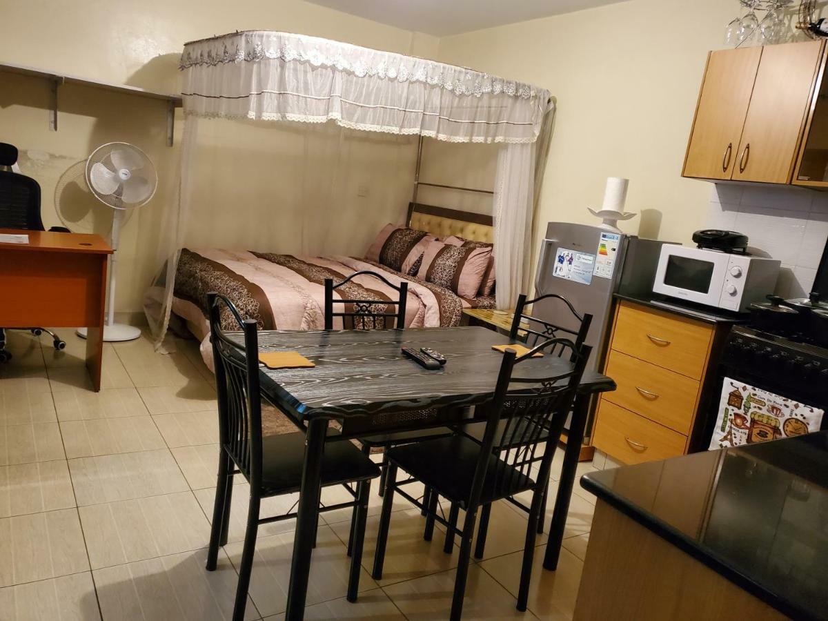 Mercy-Phillips Apartments Located At Eagle Tower Building Nairobi City Centre エクステリア 写真